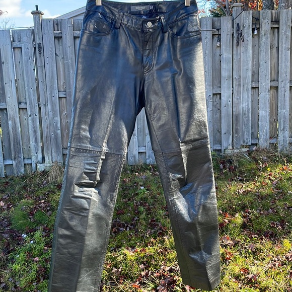GAP Pants - Y2K GAP Black Leather Boot Cut Pants Size 6